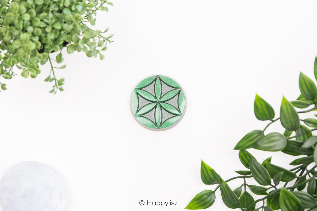 Orgonite Disc - Seed of Life - Hawk's Eye - Top