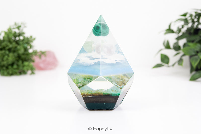 Orgonite Dodecahedron Pyramid – Malachite, Flower Agate & Serpentine - 01