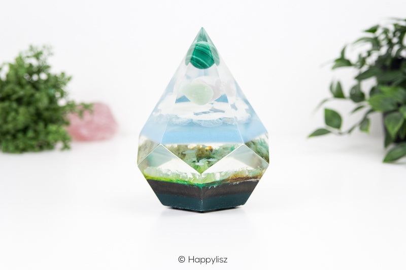 Orgonite Dodecahedron Pyramid – Malachite, Flower Agate & Serpentine - 08