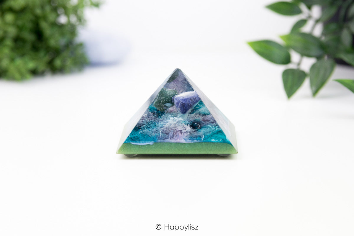 Orgonite Pyramid - Moss Agate & Sodalite - Side