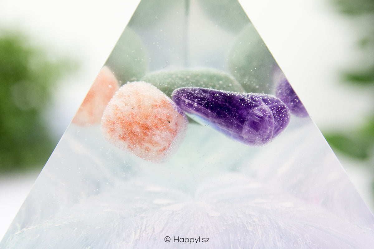 Orgonite Tetrahedron – Green Aventurine, Sunstone & Amethyst - Close-Up